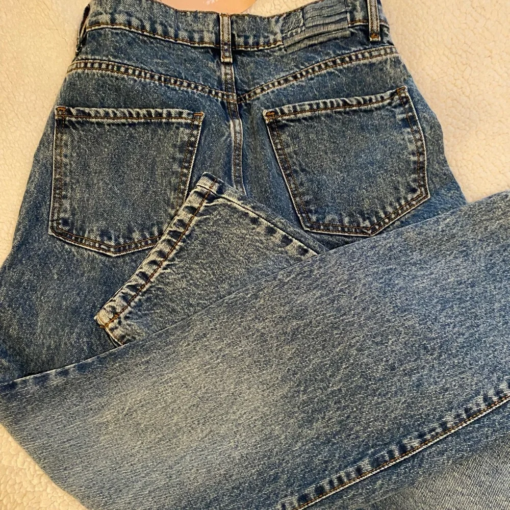 Revice Denim Size 25 acid washed jeans. NWT - Picture 7 of 9